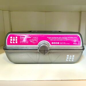 Pretty in Petite Caboodle